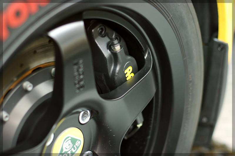 Lotus Exige Cup 240 AP racing caliper